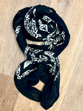 Vintage Bandana Handkerchief Scarf Neck Wrap Black Biker Scarf 29” x 32”